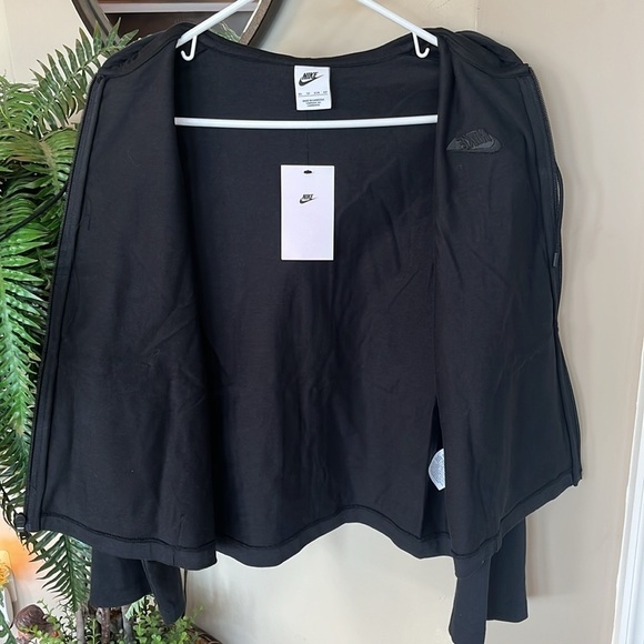 Brand New Nike Black Hoodie Zip Up Cotton Sweatshirt Embroidered Logo Workout - Picture 13 of 15